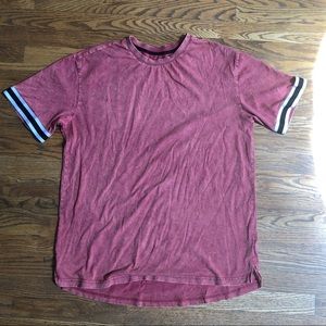 Loose red t-shirt